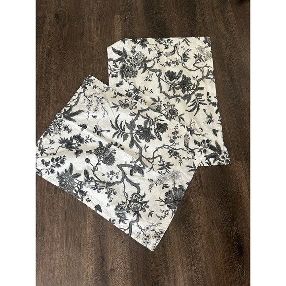 2 Ballard Designs Jardin Toile European Pillow Sham 26x20 Floral Black & White - Picture 1 of 5